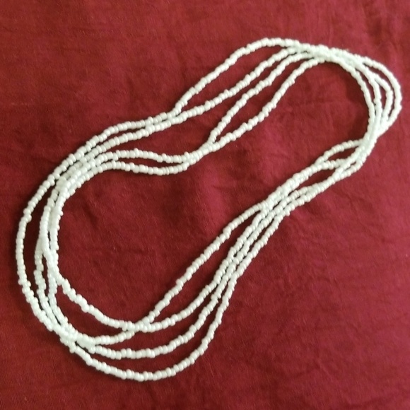 Necklace with small white beads - Picture 2 of 2